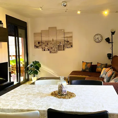 Luminoso Y Elegante, Piscinas Y Pistas De Padel Apartment