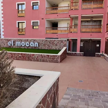 Luminoso Y Elegante, Piscinas Y Pistas De Pádel Apartamento *