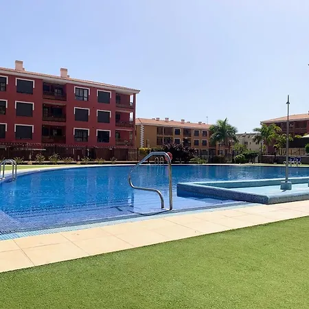Luminoso Y Elegante, Piscinas Y Pistas De Padel Эль-Пальмар